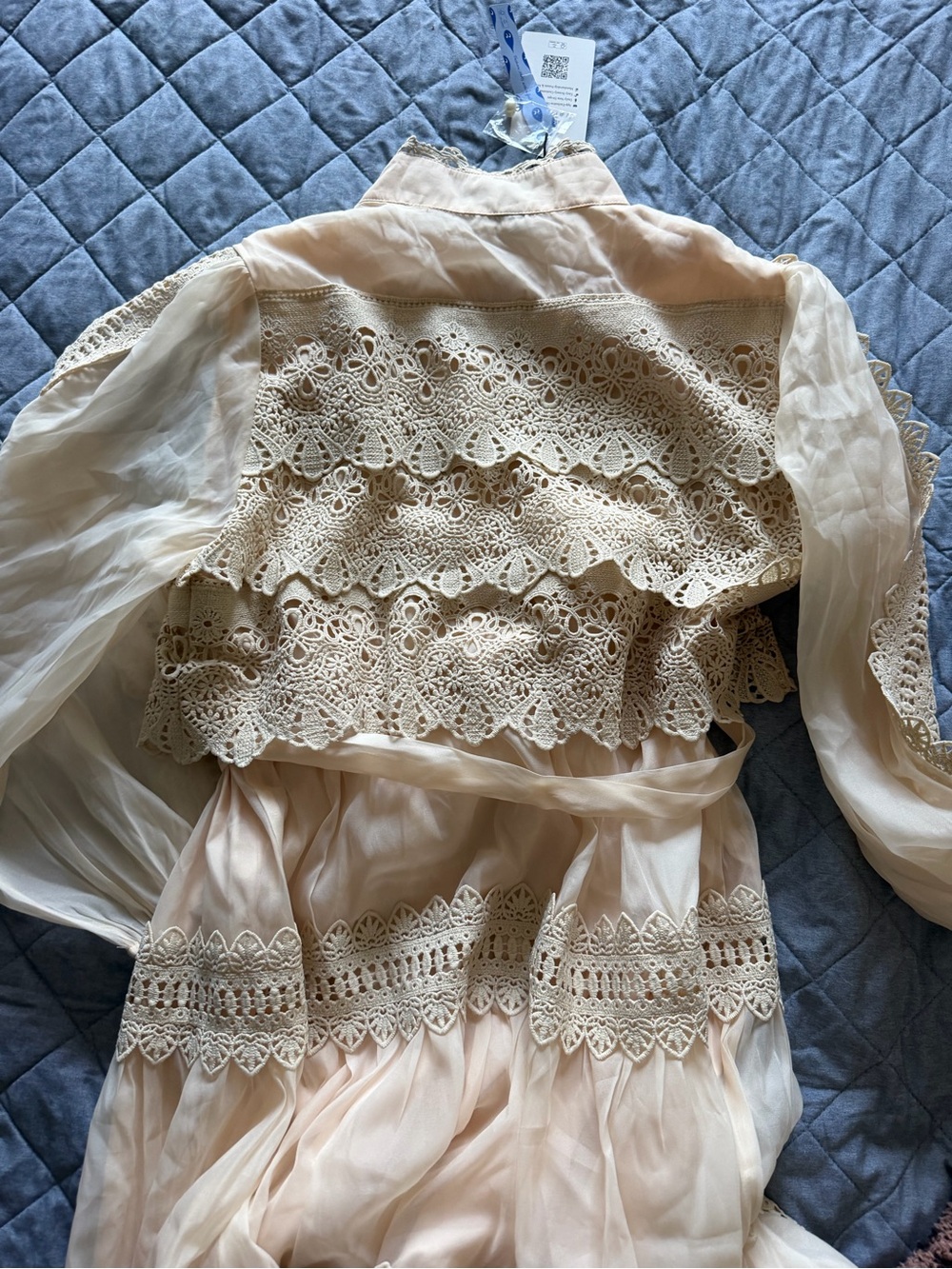 Cider - NWT - XL - CHIFFON HIGH NECK GUIPURE PEARL BUTTON MAXI DRESS - Picture 4 of 8